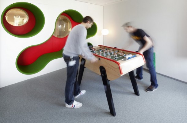 Red green games room