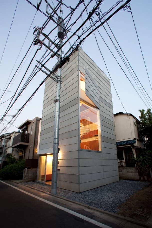 Small House in Tokyo by Unemori Architects Compact Minimalist House