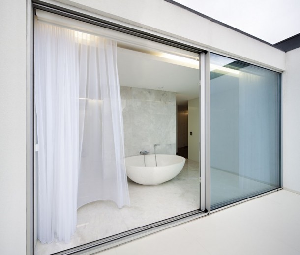Mario Rocha House luxury bath