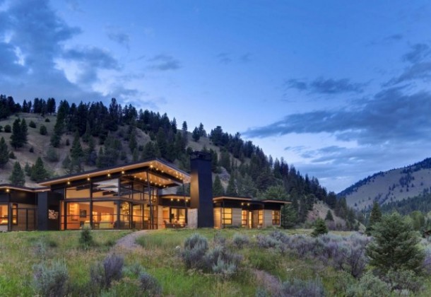 River Bank House by Balance Associates Architects