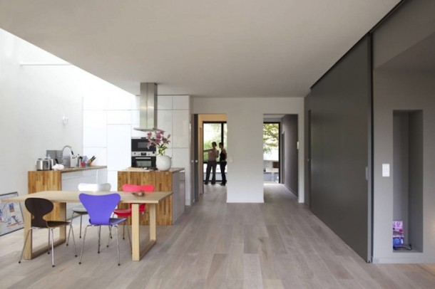 Eco sustainable house by Djuric Tario Architectes