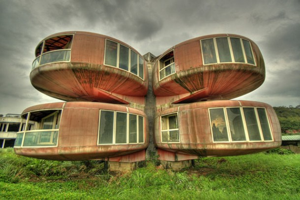 The Ufo House (Sanjhih, Taiwan)
